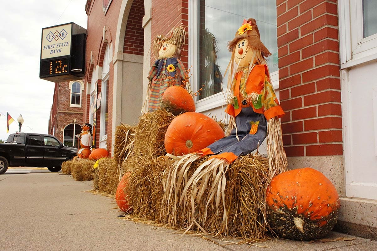 2010 Pumpkin Topiary Display