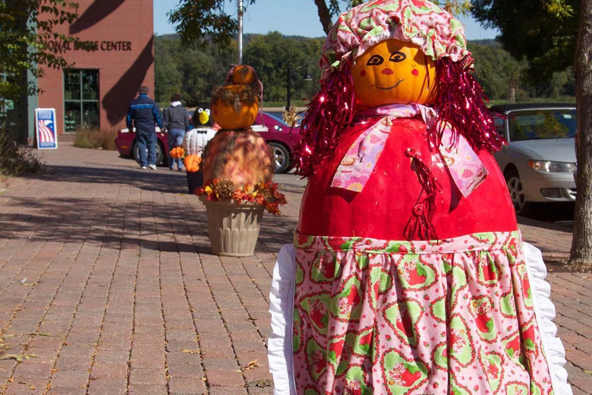 2011 Strawberry Shortcake Topiary Display