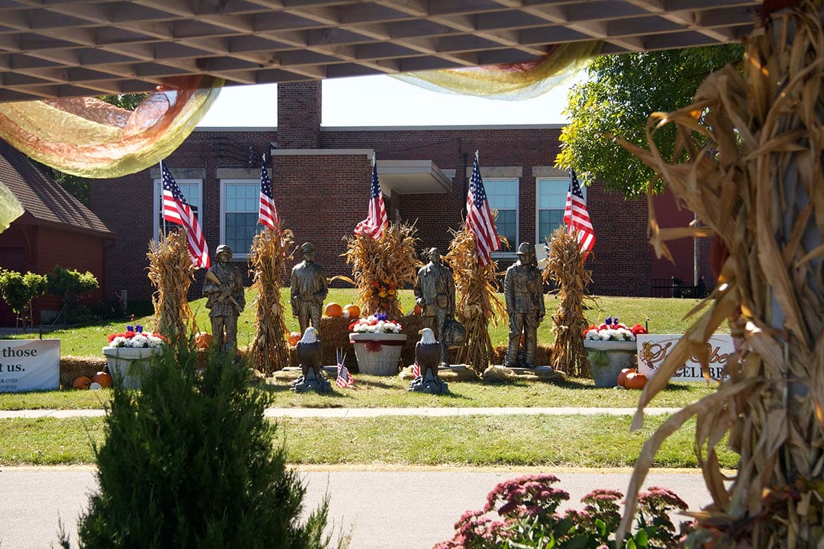 2011 Topiary Display