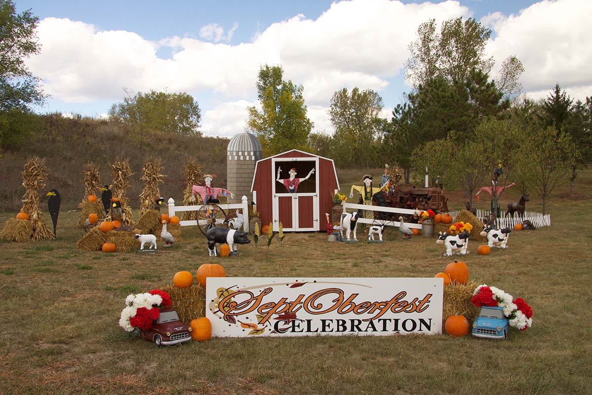 2012 Farm Topiary Display