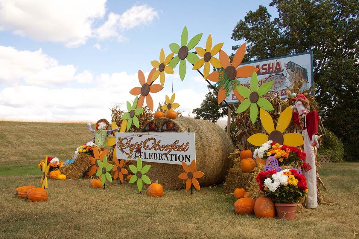 2012 Septoberfest Topiary Display