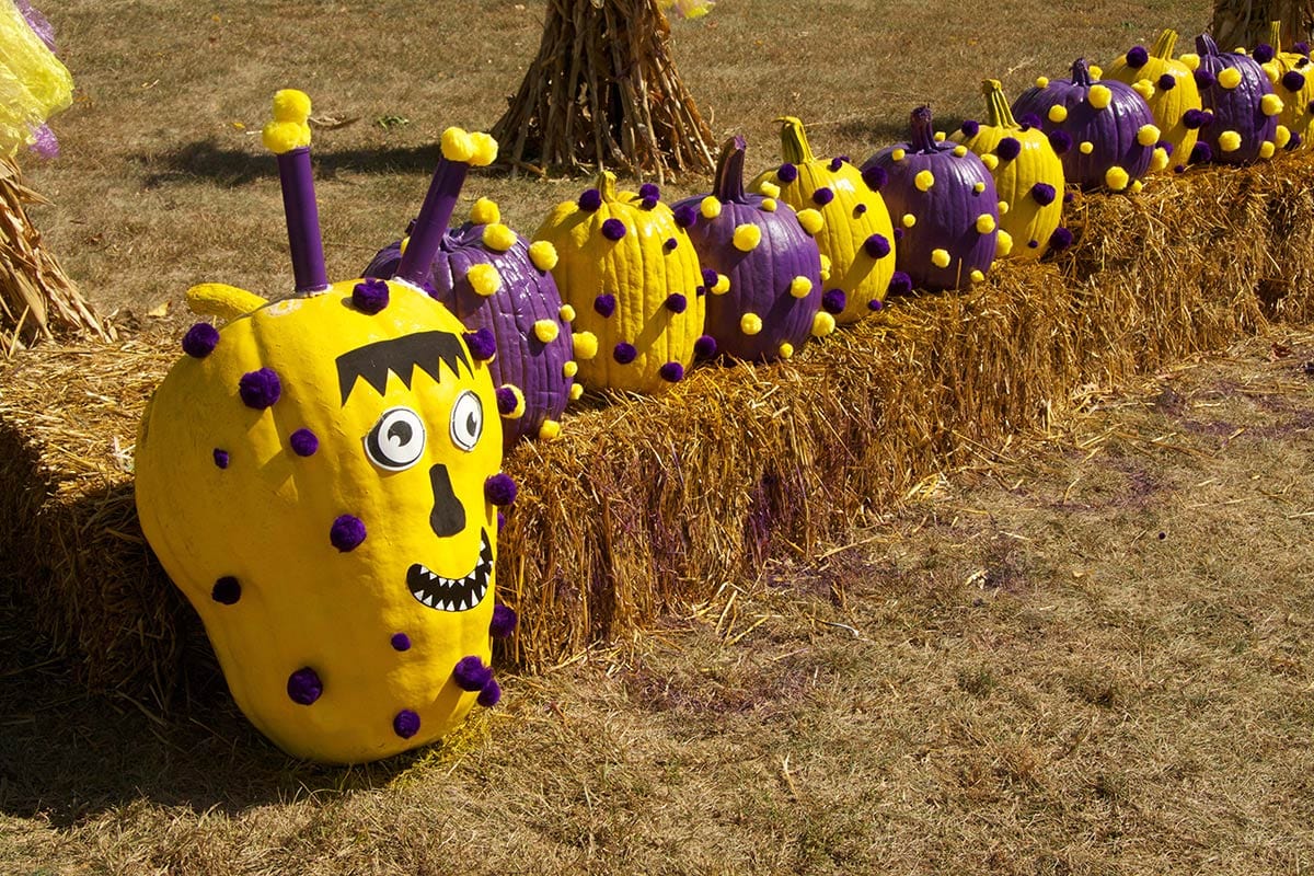 2012 Caterpillar Topiary Display