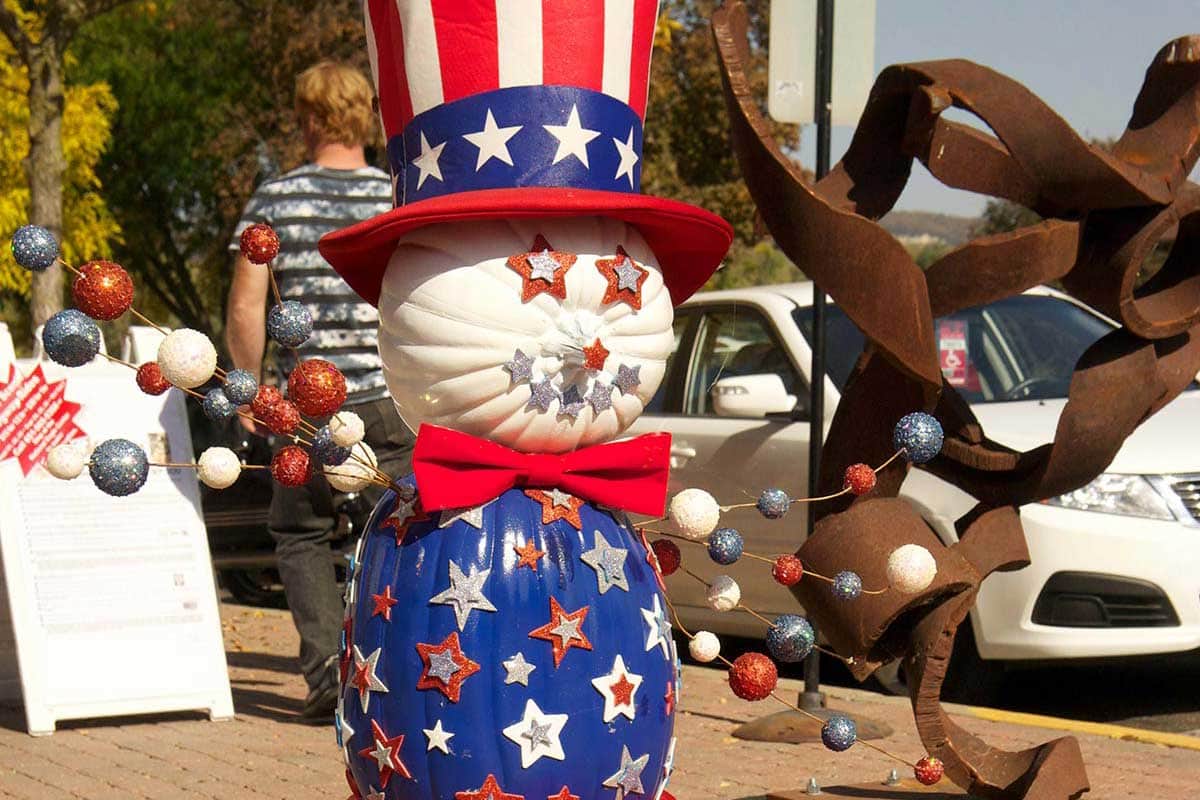 2012 Patriotic Pumpkin Topiary Display