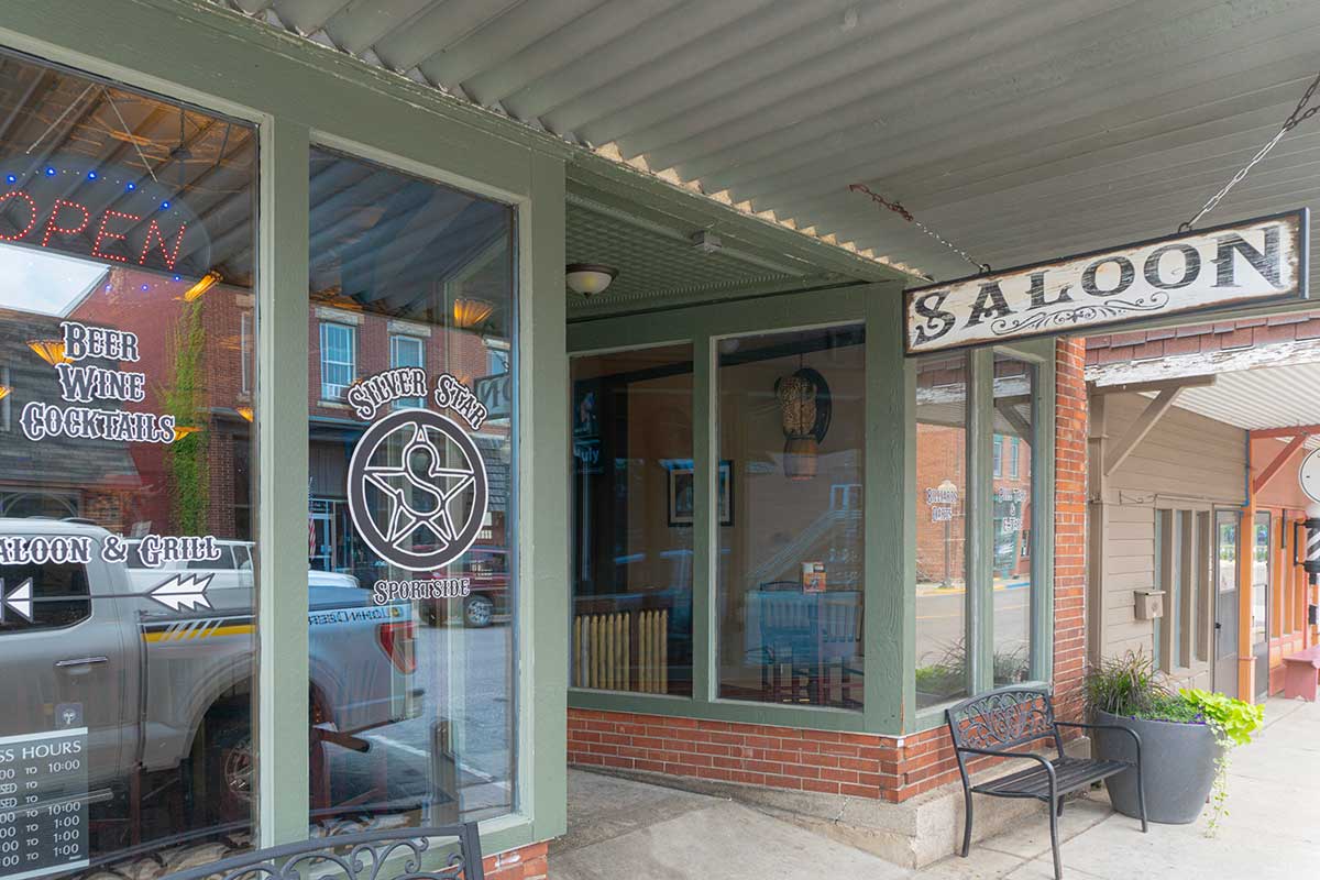 Silver Star Saloon & Grill
