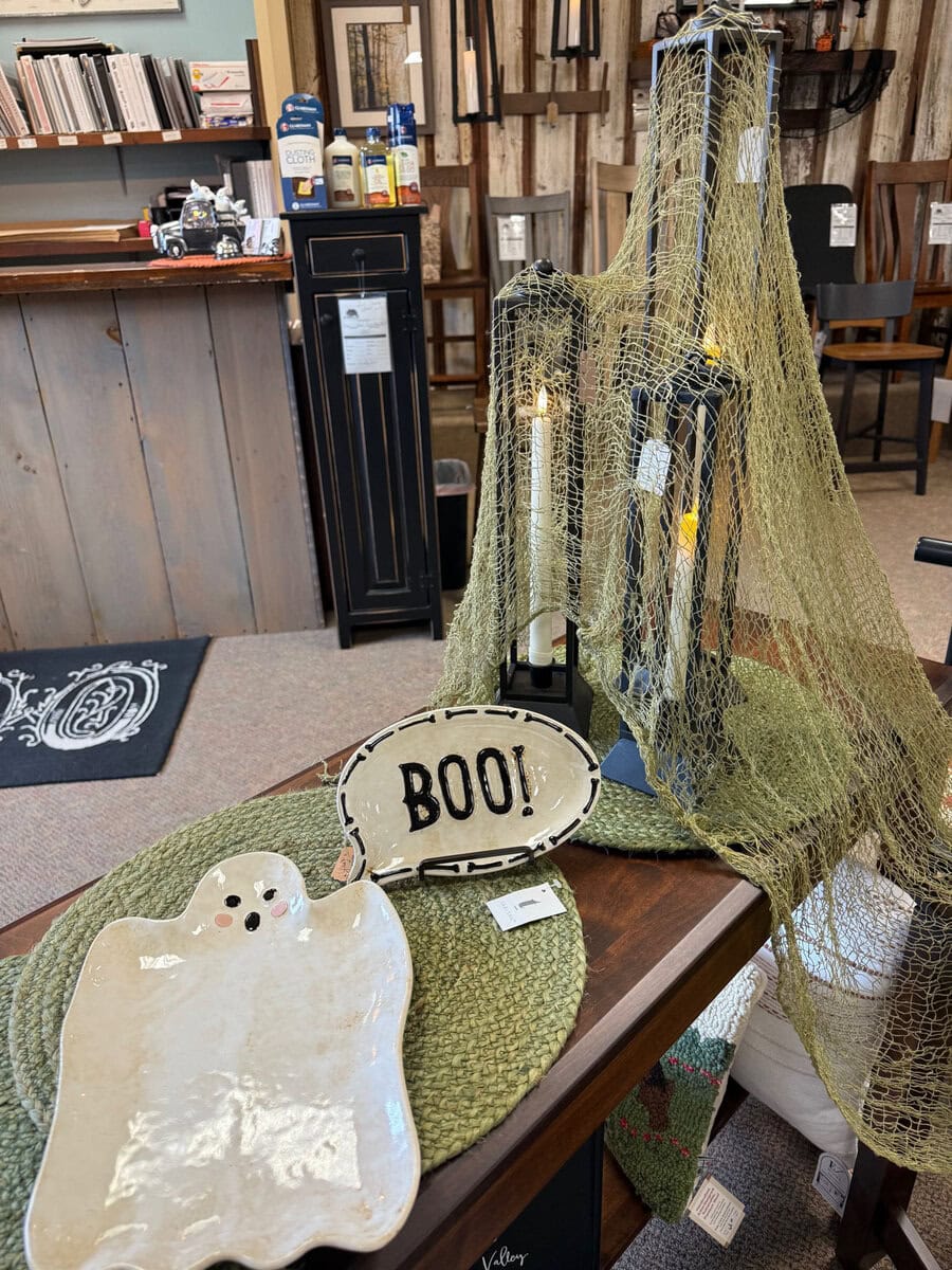 Thewoods Fineamishfurniture4 - Wabasha-Kellogg Chamber &Amp;Amp; Cvb
