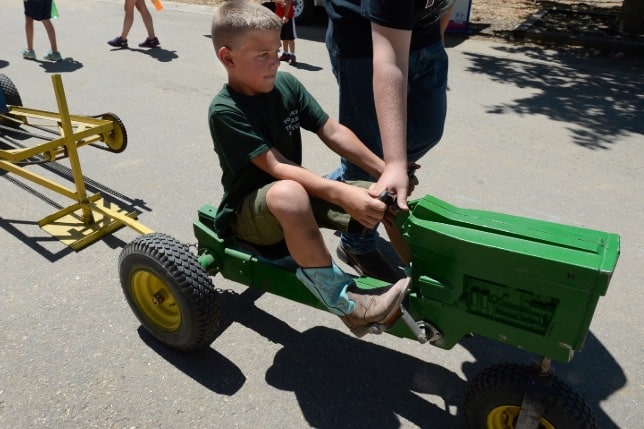 Kid’s Tractor Pull – After the Parade